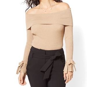 NY&Co. 7th Ave. off-the-shoulder sweater LARGE